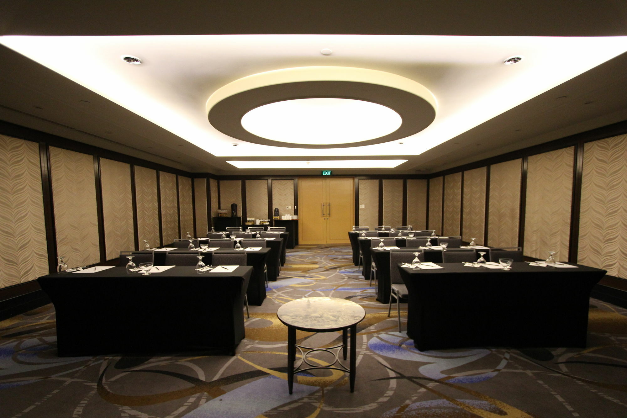 The Bellevue Manila Hotel Muntinlupa City Екстериор снимка